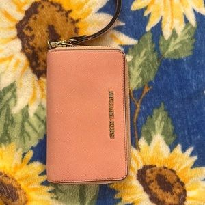 Michael Kors Wallet - wristlet included